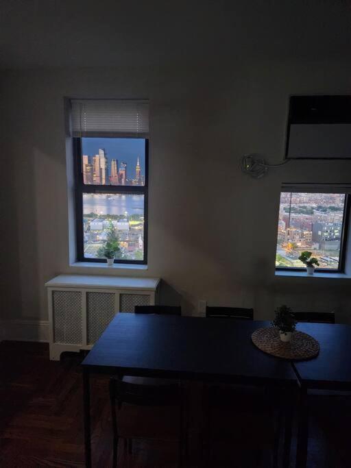Apartament Elegant 2 Bed Gem! Mins From Nyc Union City Zewnętrze zdjęcie