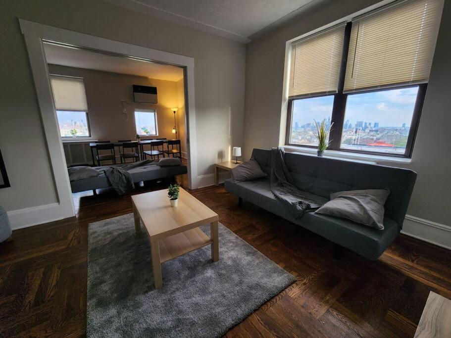 Apartament Elegant 2 Bed Gem! Mins From Nyc Union City Zewnętrze zdjęcie